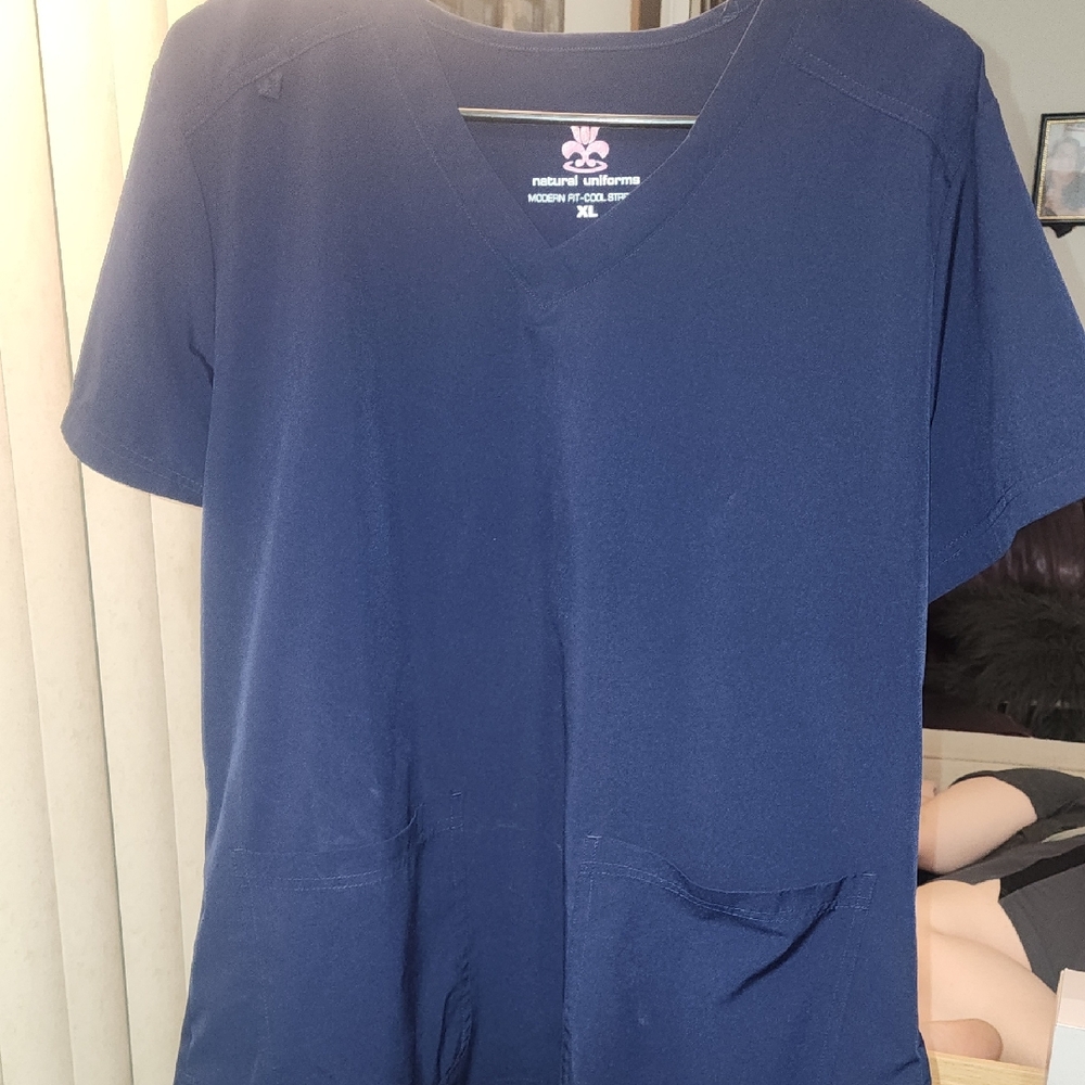 FIRM PRICE Nautica Men's Deep Blue V-Neck Tee